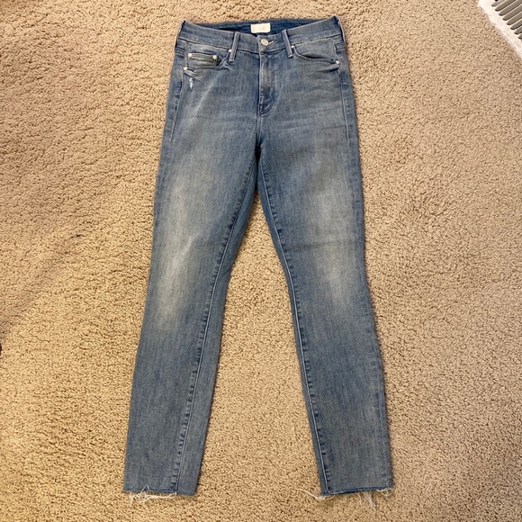 MOTHER Denim - Mother High Waisted Looker Ankle Fray